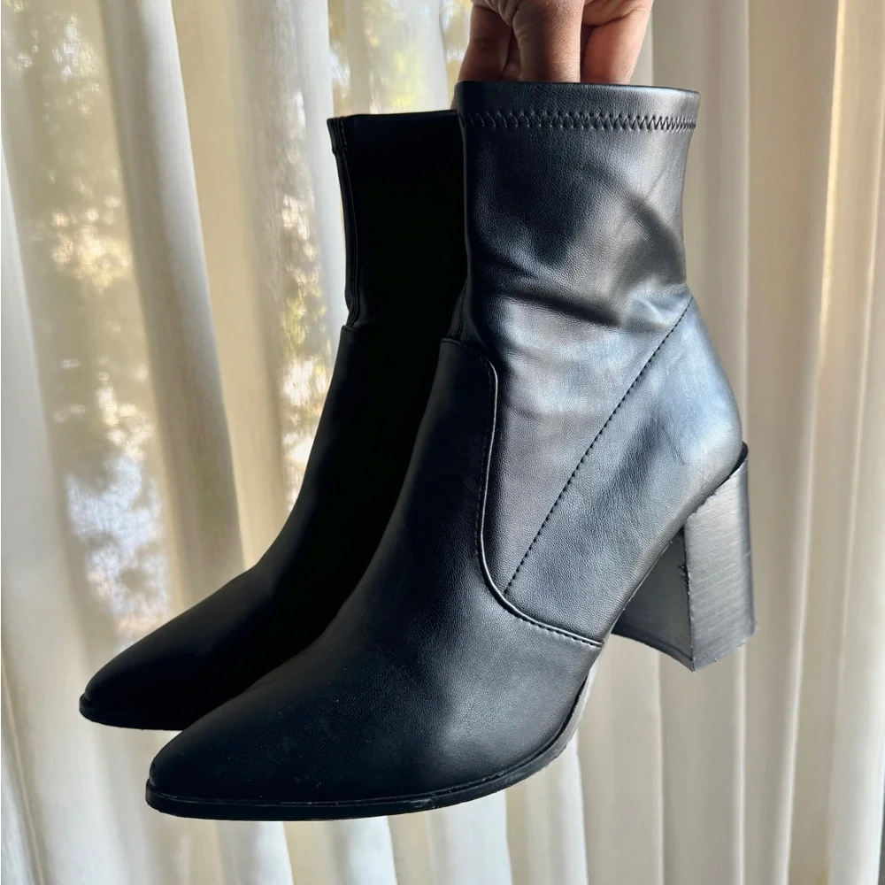 Steve Madden Carla heeled ankle boot - Picture 2 of 14